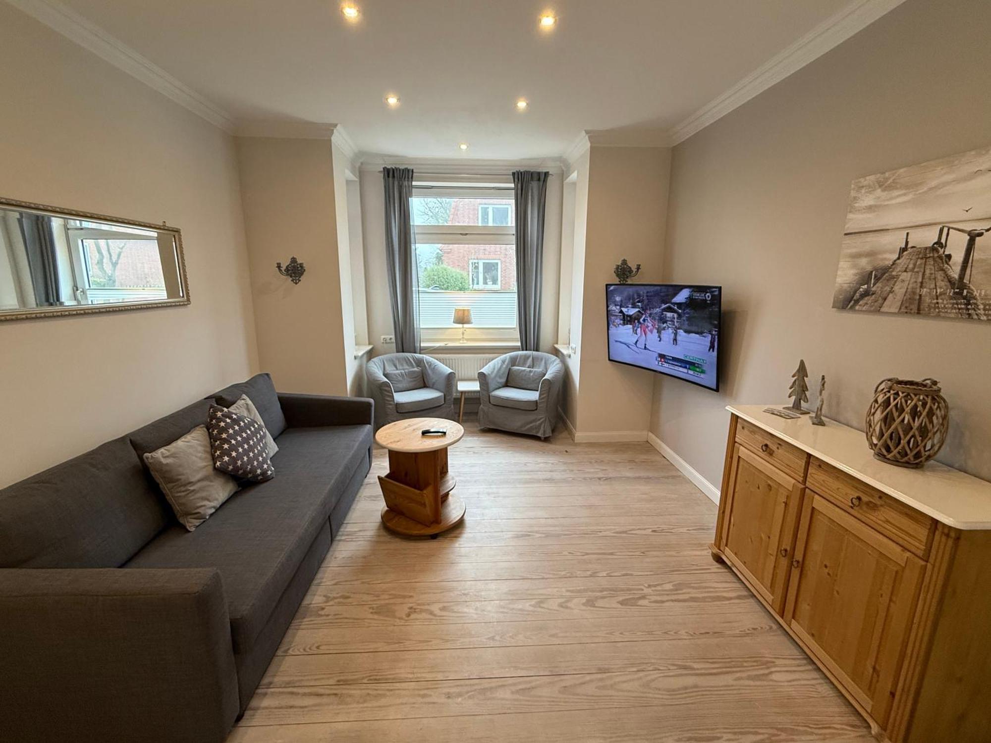 Ferienwohnung „Opa'S Tohuus“Mit Fahrraedern, Husum ฮูซุม ภายนอก รูปภาพ